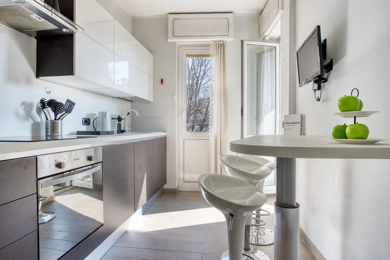 Apartmán Joivy Delightful Flat With Balcony Milán