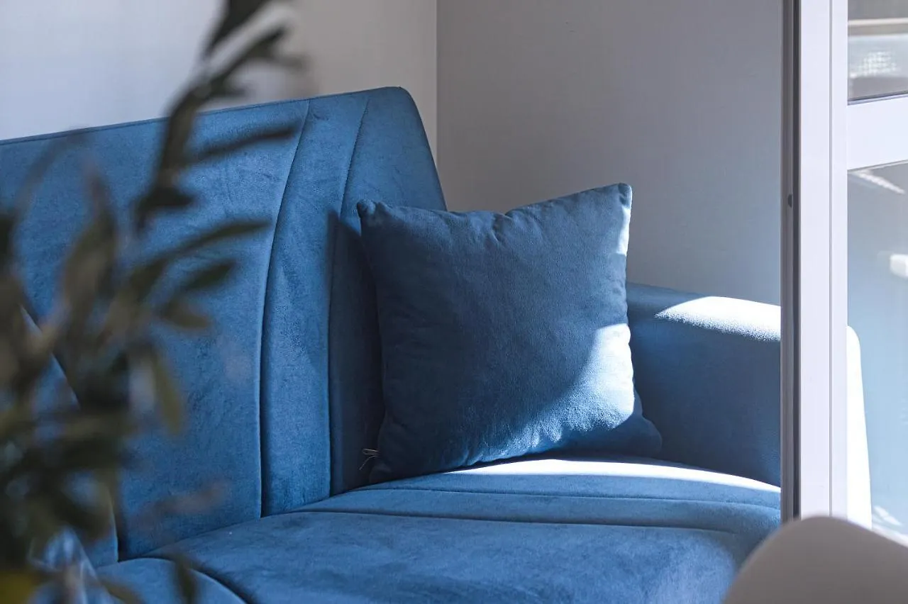 Ferienwohnung Joivy Delightful Flat With Balcony Mailand Apartment