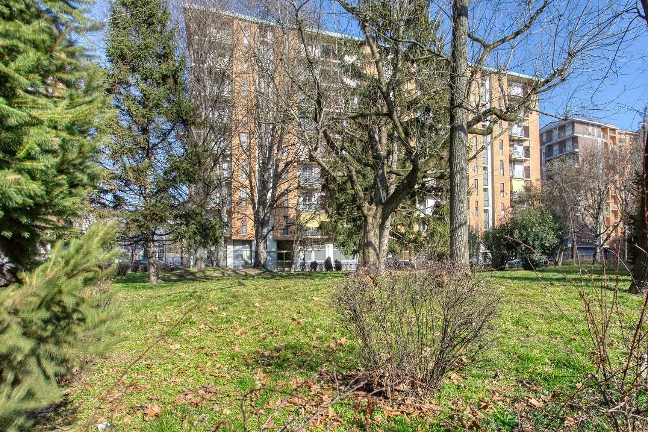 Ferienwohnung Joivy Delightful Flat With Balcony Mailand Italien